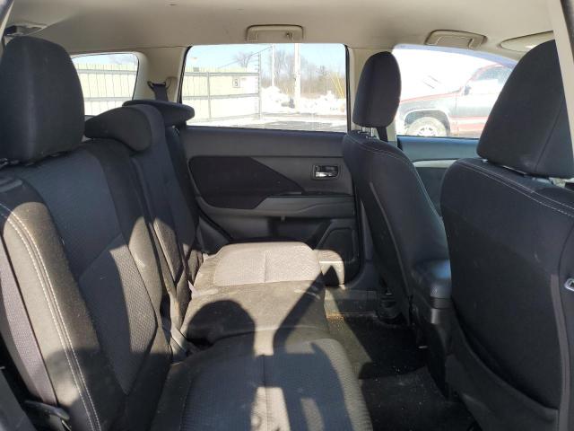 Zdjęcie 10 z aukcji – 2016 MITSUBISHI OUTLANDER z VIN JA4AZ3A31GZ010332