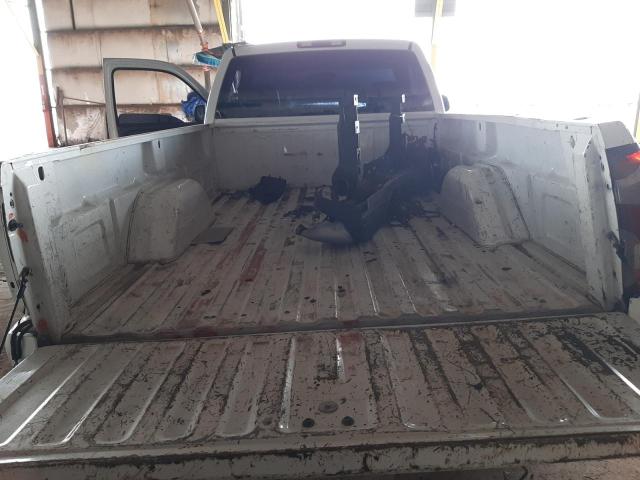 Photo 10 from auction – 2005 CHEVROLET SILVERADO with VIN 1GCEC14V35E305723