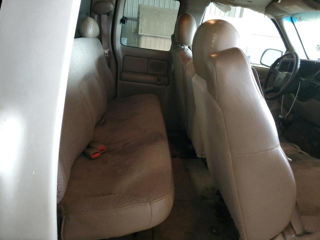 Photo 10 from auction – 2002 CHEVROLET SILVERADO with VIN 2GCEC19V421186599