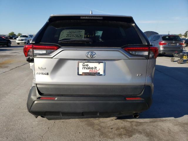 Photo 6 from auction – 2019 TOYOTA RAV4 LE with VIN 2T3H1RFV7KW046754