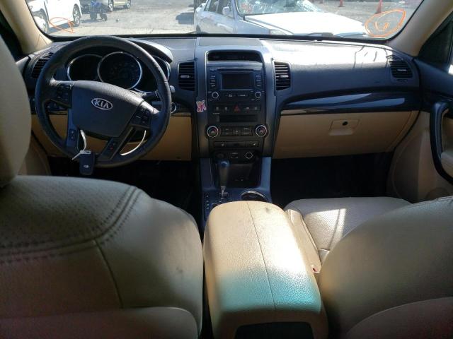 Photo 8 from auction – 2013 KIA SORENTO EX with VIN 5XYKU4A28DG354725