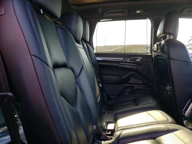 Photo 11 from auction – 2017 PORSCHE CAYENNE S with VIN WP1AB2A27HLA51563