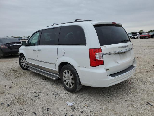 Photo 2 from auction – 2015 CHRYSLER TOWN & COU with VIN 2C4RC1BG1FR718041