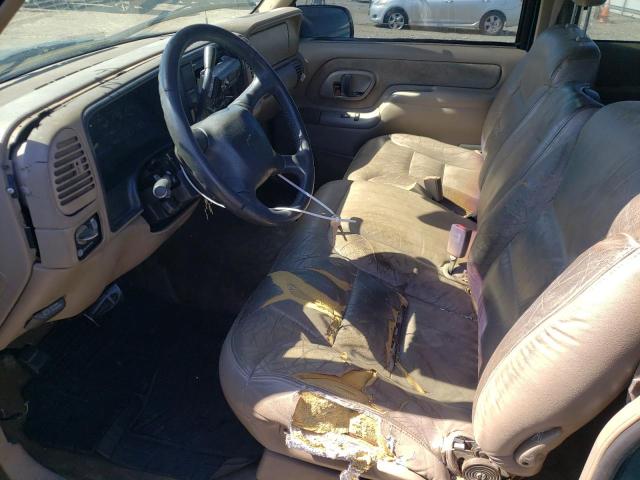Photo 7 from auction – 1998 CHEVROLET GMT-400 C1 with VIN 2GCEC19R7W1233648