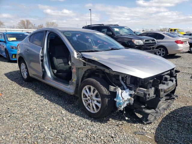 Photo 4 from auction – 2015 MAZDA 3 TOURING with VIN 3MZBM1V72FM145391