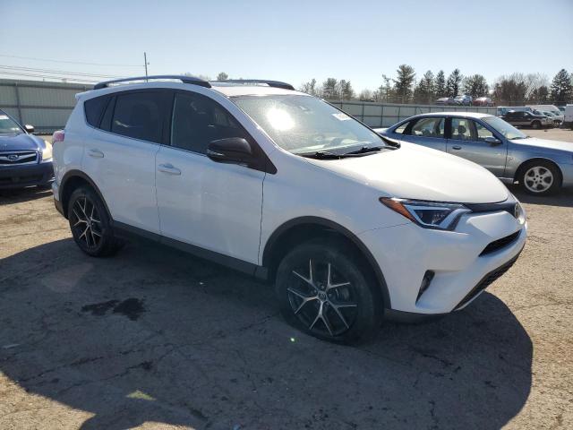 Photo 4 from auction – 2017 TOYOTA RAV4 SE with VIN JTMJFREV0HD217547