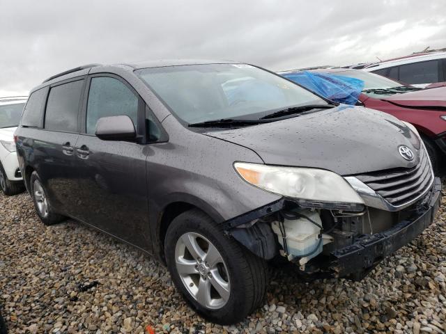 Photo 4 from auction – 2015 TOYOTA SIENNA LE with VIN 5TDKK3DC9FS603799