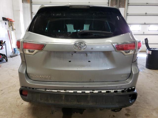 Photo 6 from auction – 2016 TOYOTA HIGHLANDER with VIN 5TDBKRFH8GS245382