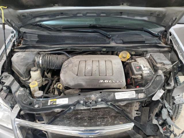 Photo 11 from auction – 2016 CHRYSLER TOWN & COU with VIN 2C4RC1BGXGR157369