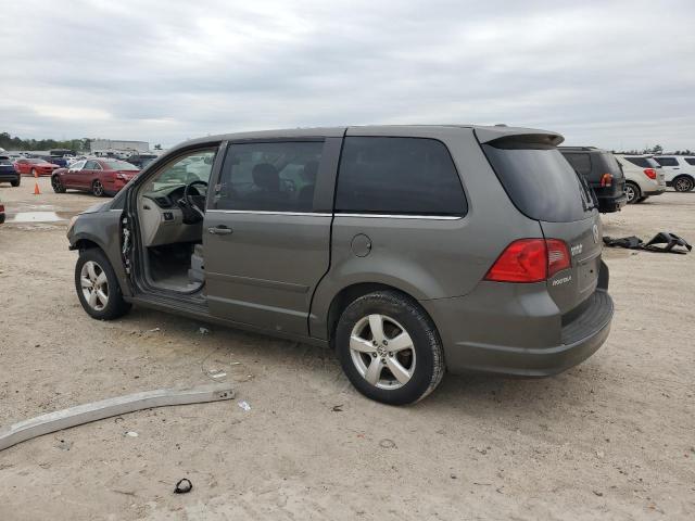 Photo 2 from auction – 2010 VOLKSWAGEN ROUTAN SE with VIN 2V4RW3D16AR231007