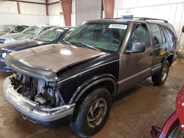 CHEVROLET BLAZER 2001 with VIN 1GNDT13W012221092 - Photo from auction