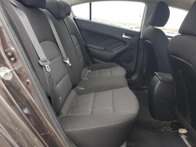 Photo 10 from auction – 2017 KIA FORTE LX with VIN 3KPFK4A70HE151270