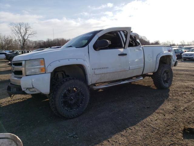 CHEVROLET SILVERADO 2008 with VIN 1GCEK190X8E170664 - Photo from auction