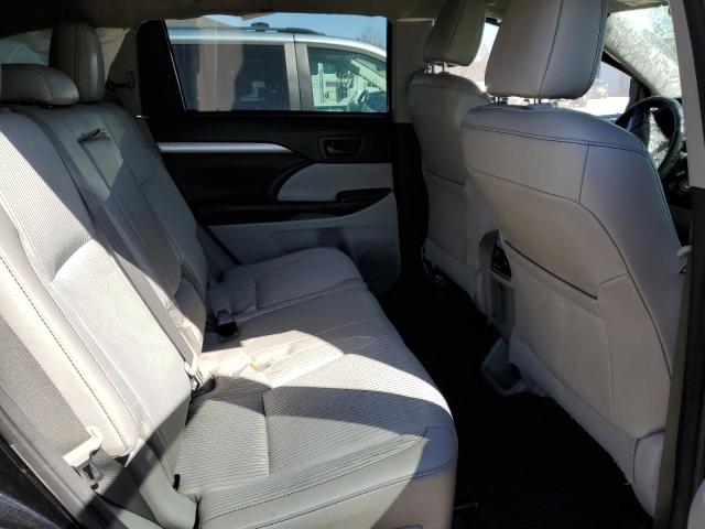 Photo 11 from auction – 2017 TOYOTA HIGHLANDER with VIN 5TDBZRFH3HS447446