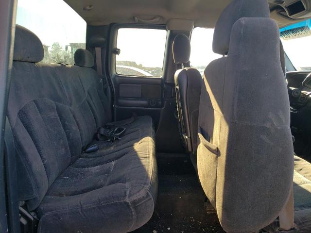 Photo 10 from auction – 2002 CHEVROLET SILVERADO with VIN 2GCEC19V721221278