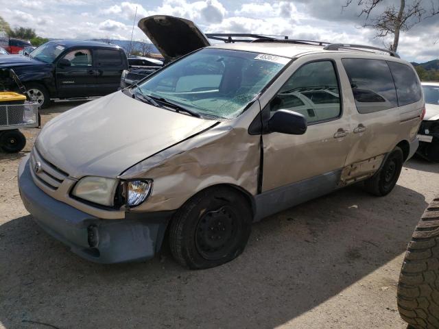 TOYOTA SIENNA LE 2003 with VIN 4T3ZF13C23U555825 - Photo from auction