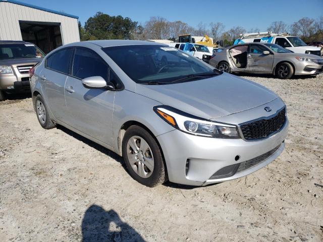 Photo 4 from auction – 2018 KIA FORTE LX with VIN 3KPFK4A77JE205699