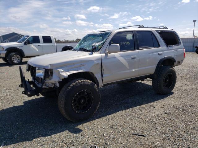 TOYOTA 4RUNNER SR 2000 with VIN JT3HN86R5Y0310430 - Photo from auction