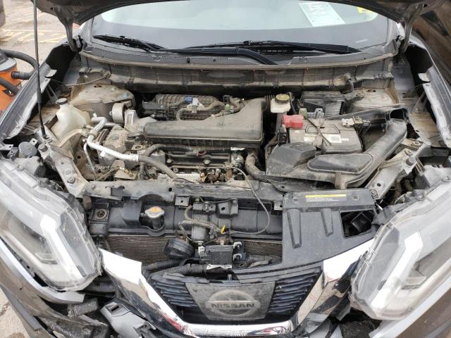 Photo 11 from auction – 2017 NISSAN ROGUE S with VIN KNMAT2MT2HP608813