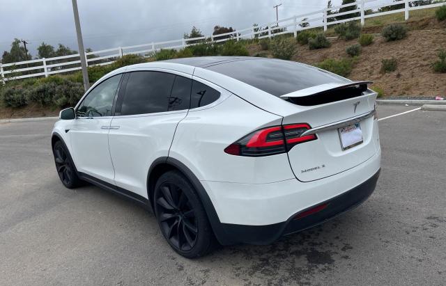 Photo 3 from auction – 2018 TESLA MODEL X with VIN 5YJXCDE20JF143010