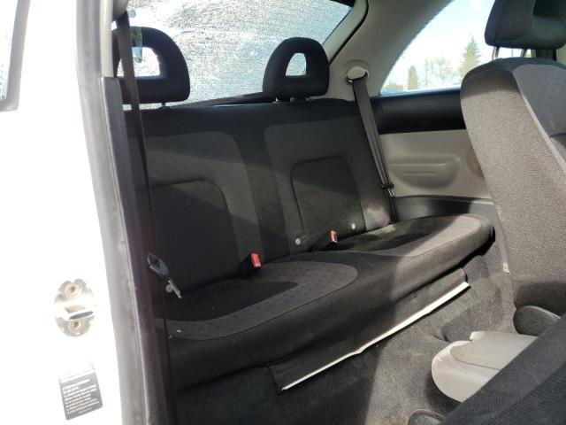 Photo 10 from auction – 2002 VOLKSWAGEN NEW BEETLE with VIN 3VWBK21C02M435458
