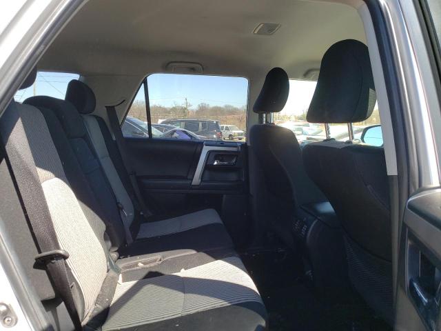 Photo 11 from auction – 2022 TOYOTA 4RUNNER SR with VIN JTEEU5JR4N5261884