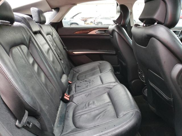 Photo 10 from auction – 2016 LINCOLN MKZ with VIN 3LN6L2J90GR601036
