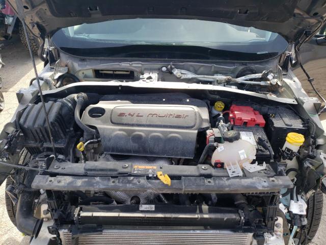 Photo 12 from auction – 2018 JEEP RENEGADE L with VIN ZACCJBBB3JPJ32733