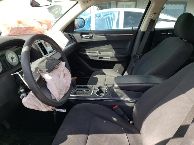 Photo 7 from auction – 2010 CHRYSLER 300 TOURIN with VIN 2C3CA4CDXAH112595