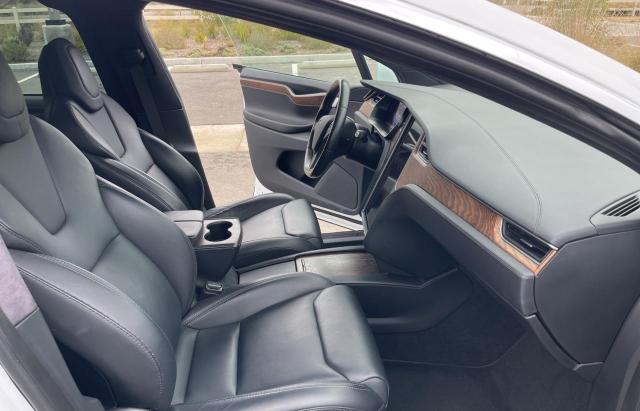 Photo 5 from auction – 2018 TESLA MODEL X with VIN 5YJXCDE20JF143010