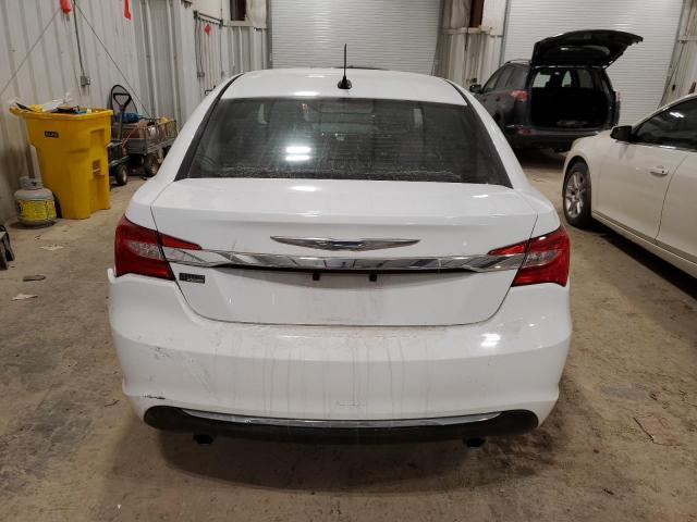 Photo 6 from auction – 2013 CHRYSLER 200 TOURIN with VIN 1C3CCBBG4DN527935