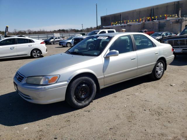 TOYOTA CAMRY CE 2001 with VIN JT2BG22K010548086 - Photo from auction