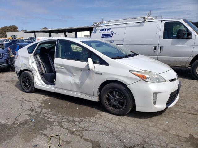 Photo 4 from auction – 2014 TOYOTA PRIUS with VIN JTDKN3DU6E1804247