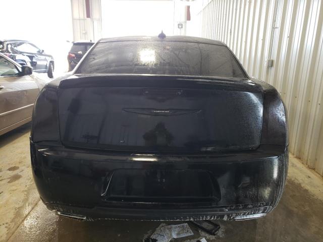 Photo 6 from auction – 2017 CHRYSLER 300 S with VIN 2C3CCAGGXHH572427