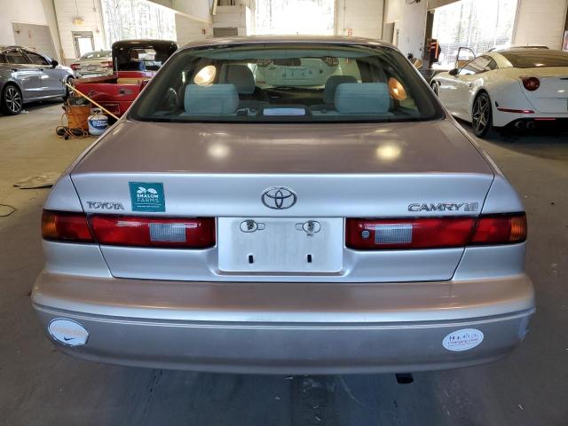 Photo 6 from auction – 1997 TOYOTA CAMRY with VIN 4T1BG22K7VU143439