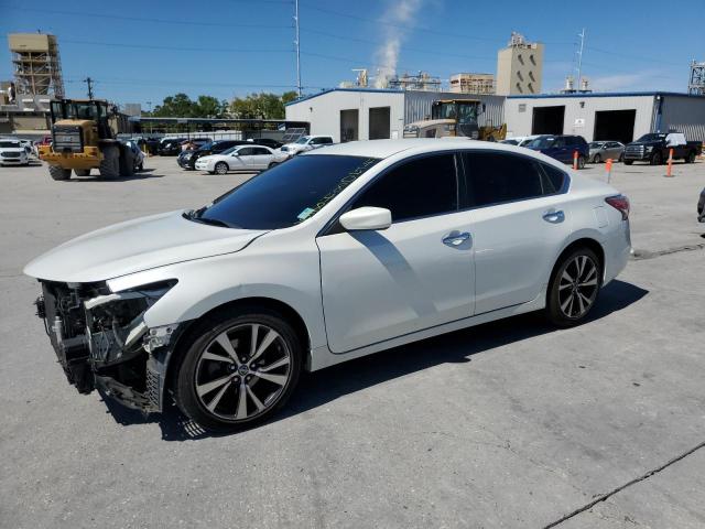 NISSAN ALTIMA 2.5 2015 with VIN 1N4AL3AP3FC160735 - Photo from auction