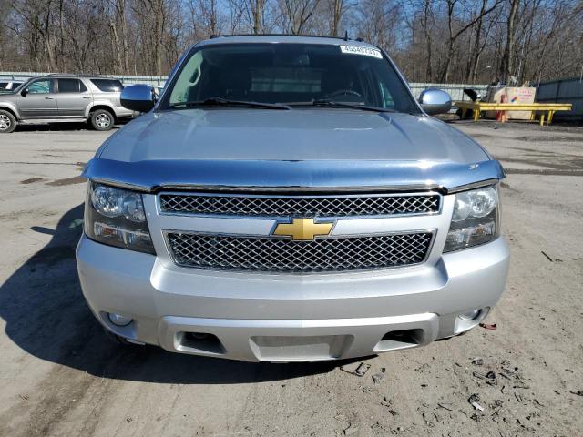 Photo 5 from auction – 2013 CHEVROLET AVALANCHE with VIN 3GNTKFE72DG369886