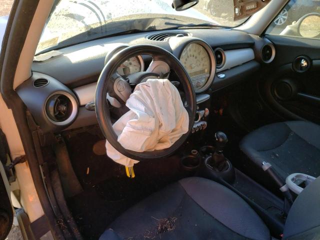 Photo 8 from auction – 2009 MINI COOPER CLU with VIN WMWML33539TN69015