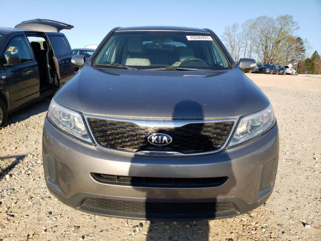 Photo 5 from auction – 2015 KIA SORENTO LX with VIN 5XYKT3A64FG559901