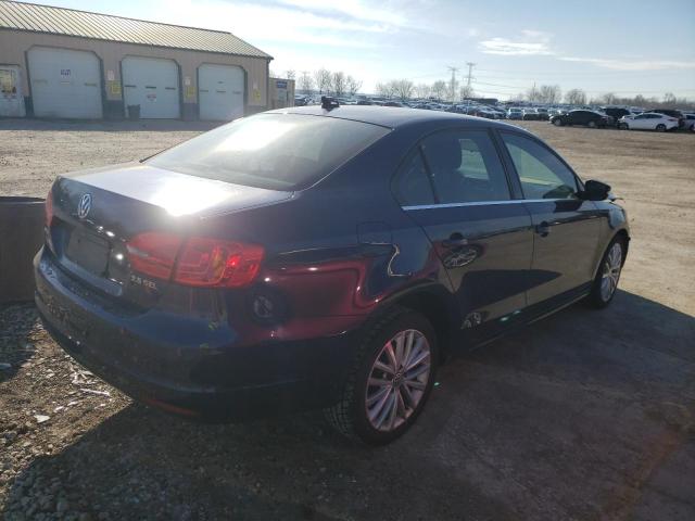 Photo 3 from auction – 2011 VOLKSWAGEN JETTA SEL with VIN 3VWLX7AJ7BM021157