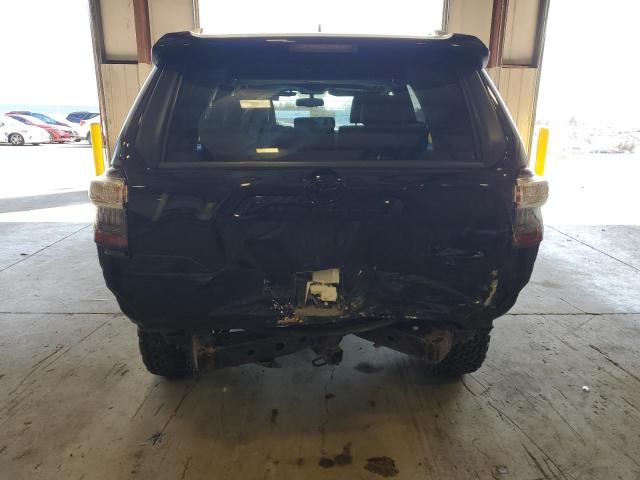 Photo 6 from auction – 2018 TOYOTA 4RUNNER SR with VIN JTEBU5JR9J5565662