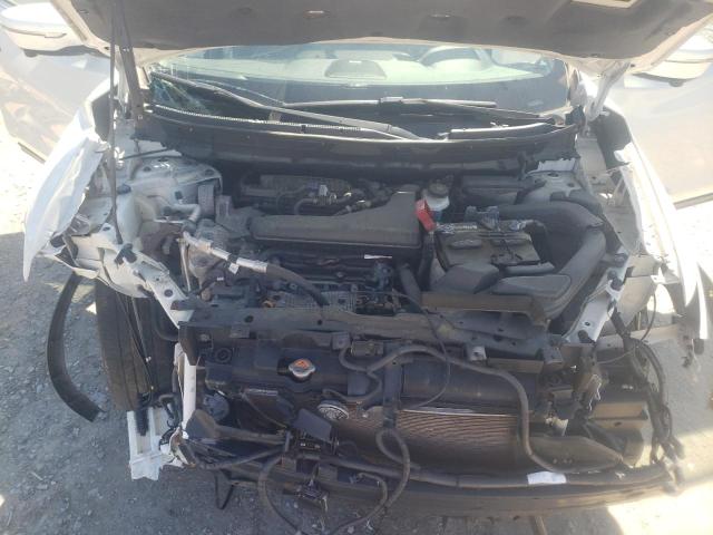 Photo 11 from auction – 2015 NISSAN ROGUE S with VIN 5N1AT2MV3FC775876