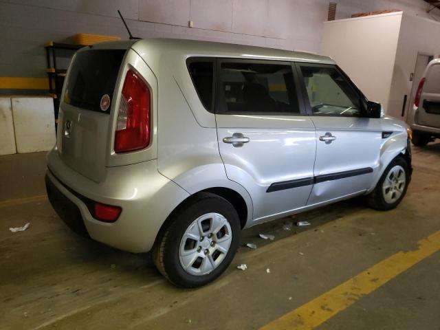 Photo 3 from auction – 2013 KIA SOUL with VIN KNDJT2A56D7775319