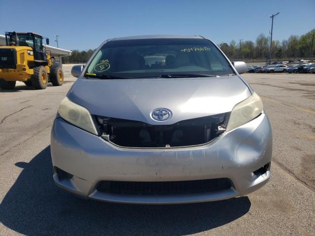 Photo 5 from auction – 2011 TOYOTA SIENNA LE with VIN 5TDKK3DC2BS037737