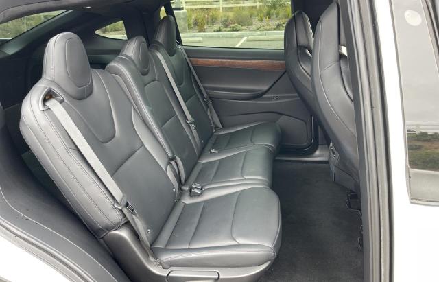 Photo 6 from auction – 2018 TESLA MODEL X with VIN 5YJXCDE20JF143010