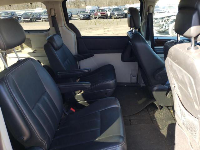 Photo 11 from auction – 2010 CHRYSLER TOWN AND C with VIN 2A4RR8DX6AR330701