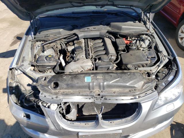Photo 11 from auction – 2006 BMW 530 XI with VIN WBANF73556CG68324