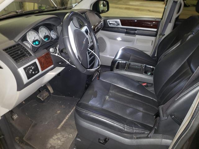 Photo 7 from auction – 2010 CHRYSLER TOWN & COU with VIN 2A4RR8DX3AR403944