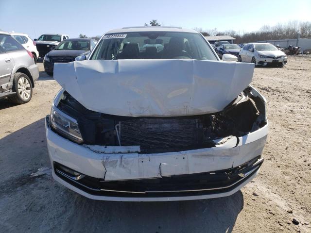 Photo 5 from auction – 2018 VOLKSWAGEN PASSAT SEL with VIN 1VWCA7A30JC003036