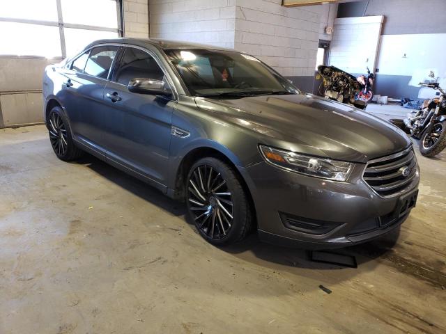 Фото 4 с аукциона – 2016 FORD TAURUS LIM с VIN 1FAHP2F87GG113233